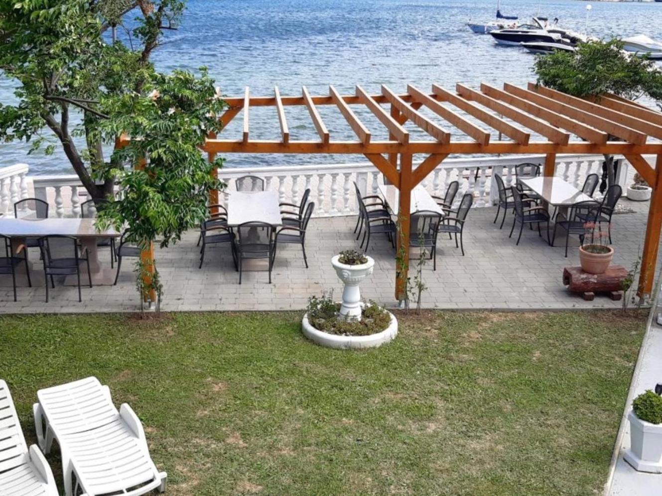 Apartments Gurman Supetarska Draga Exterior foto